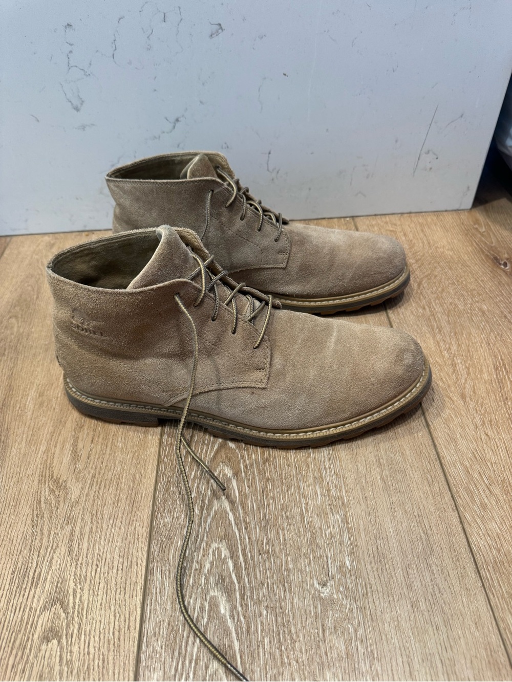 Sorel Men’s Madson II Chukka Suade Waterproof size 11